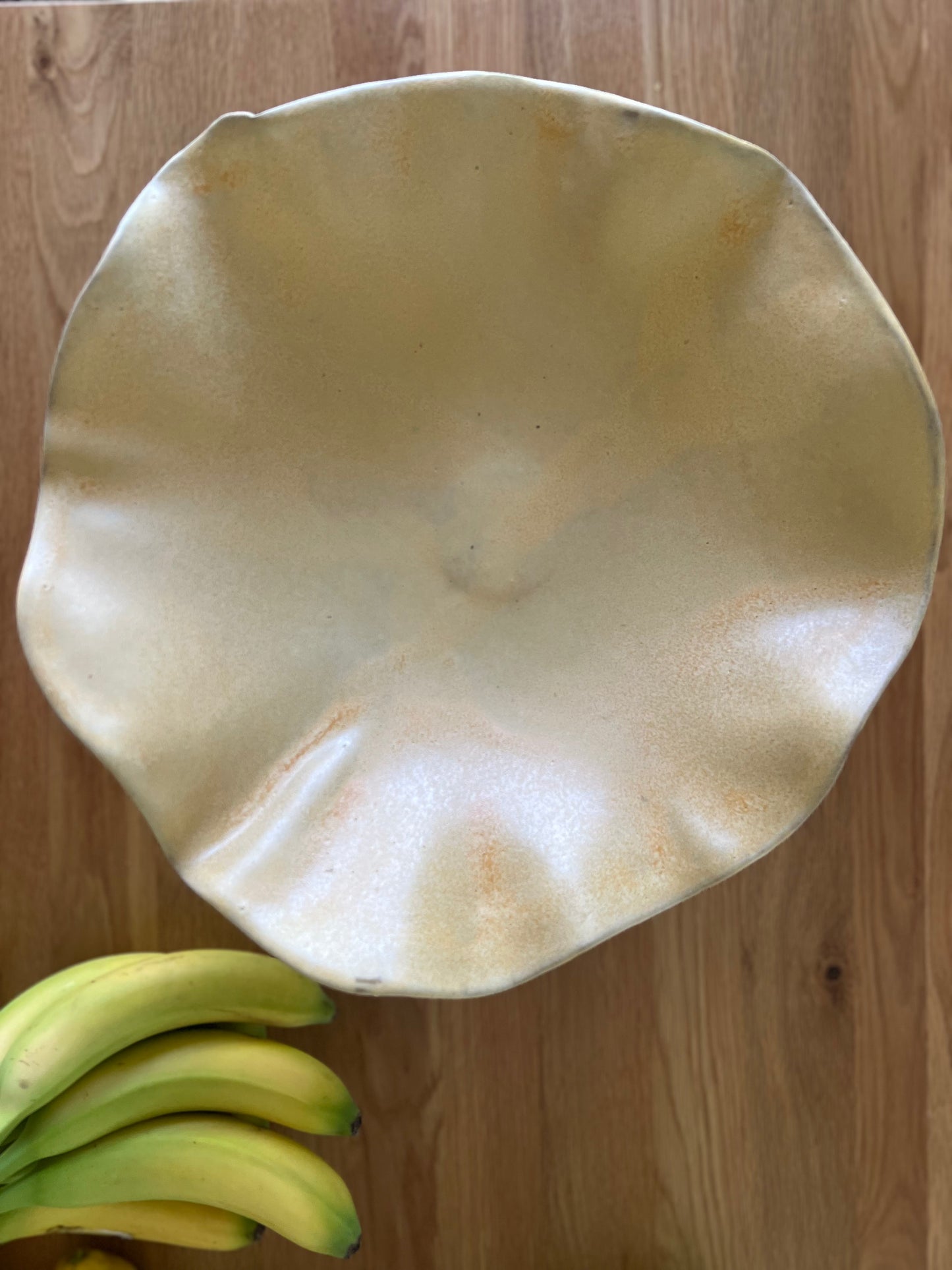 Ruffled Fruit Bowl - Matte Golden Mustard