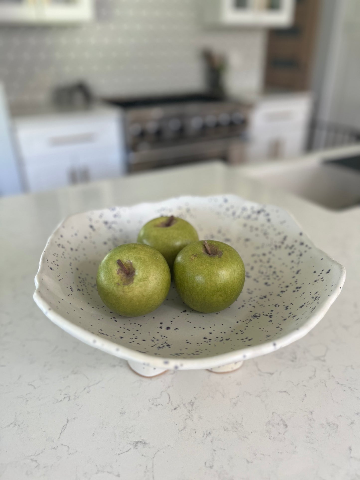 Three-Legged Pillar Pedestal Fruit Bowl - Matte White with Indigo Specks