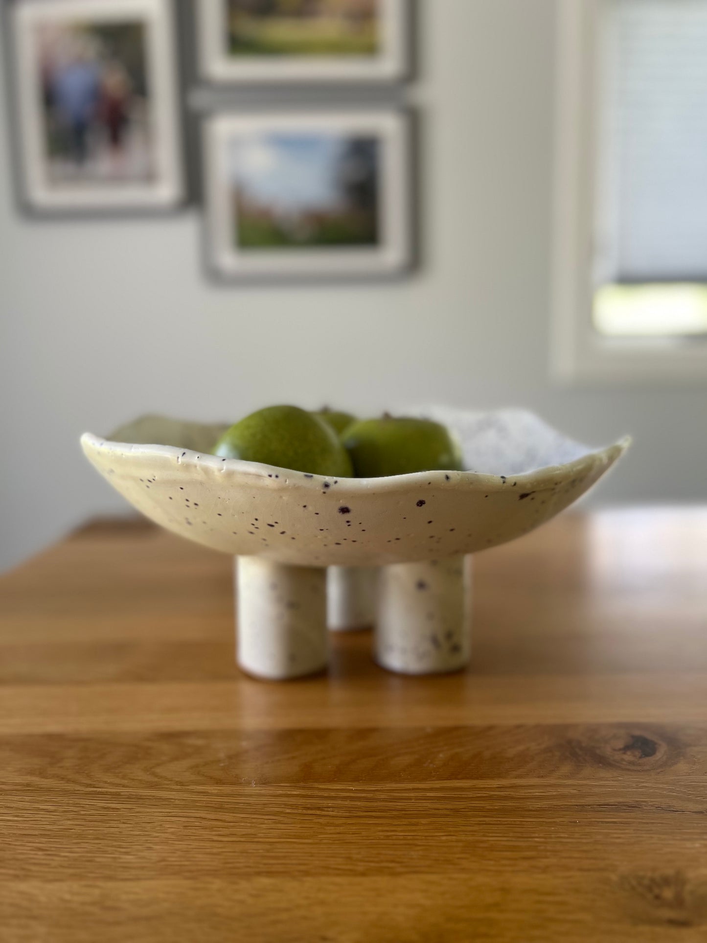 Three-Legged Pillar Pedestal Fruit Bowl - Matte White with Indigo Specks