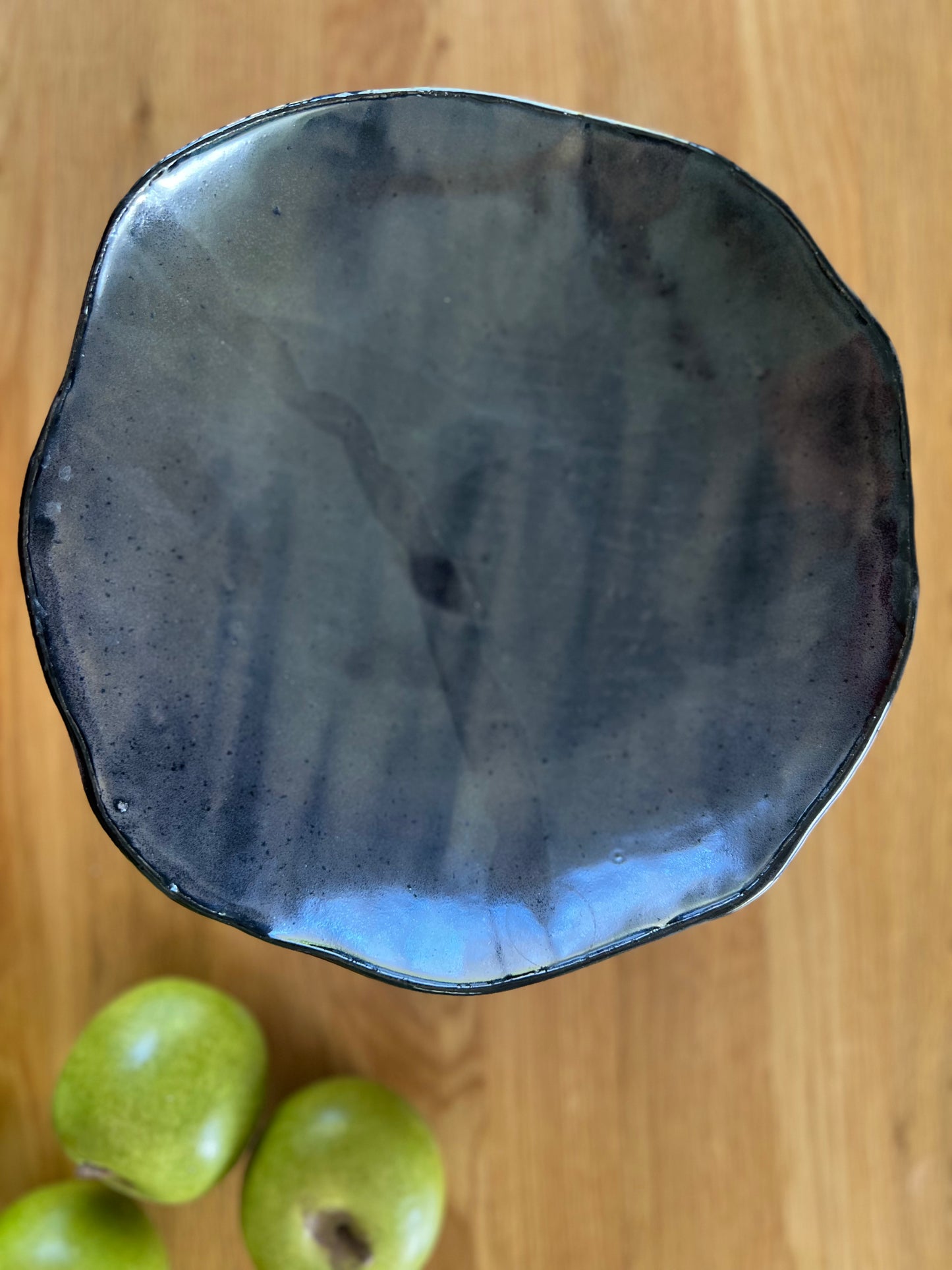 Small Pedestal Fruit Stand - Hazy Satin Black
