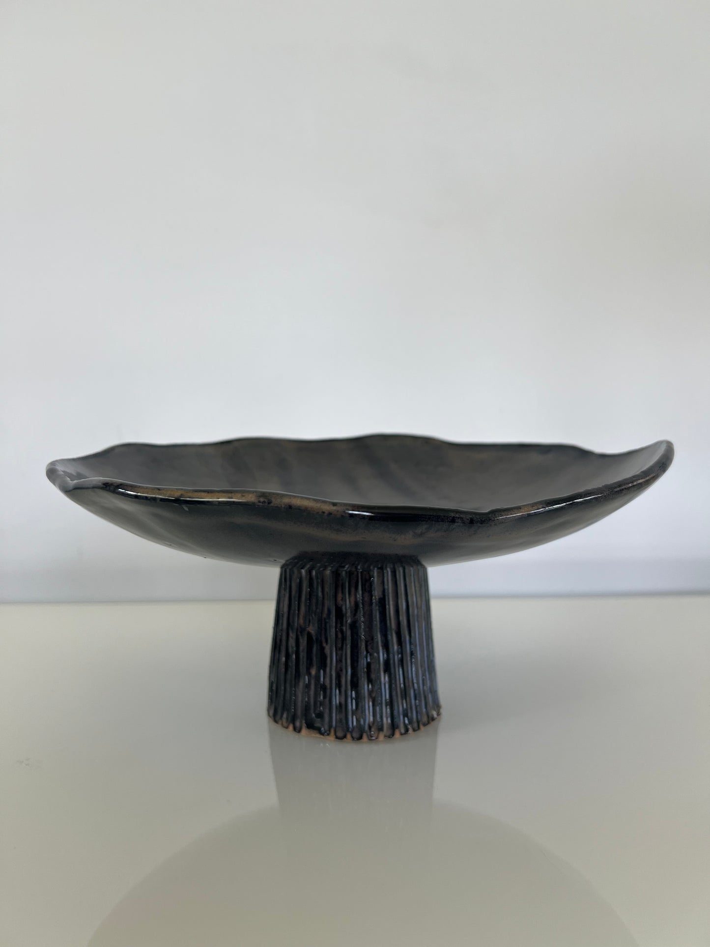 Small Pedestal Fruit Stand - Hazy Satin Black