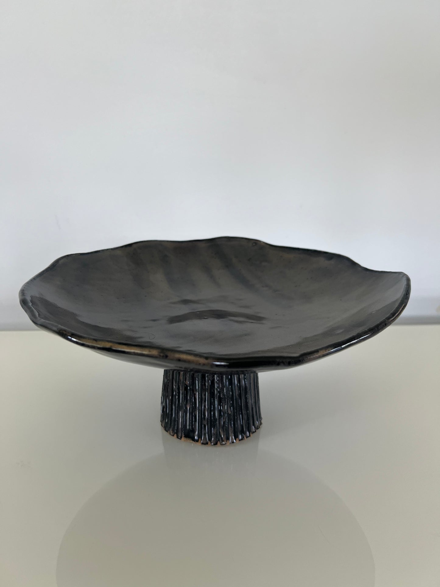 Small Pedestal Fruit Stand - Hazy Satin Black