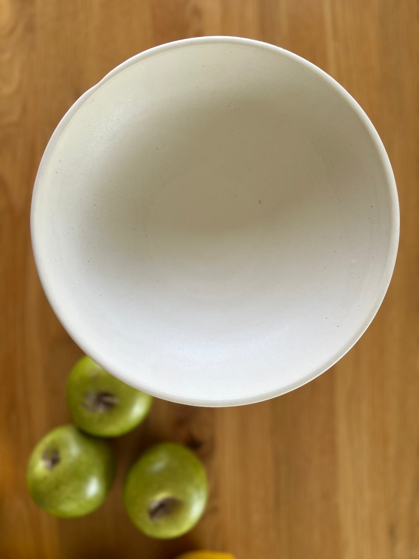 Small Pedestal Fruit Stand - Matte White